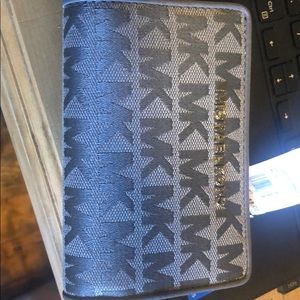 Michael Kors jet set travel coin wallet-nwt